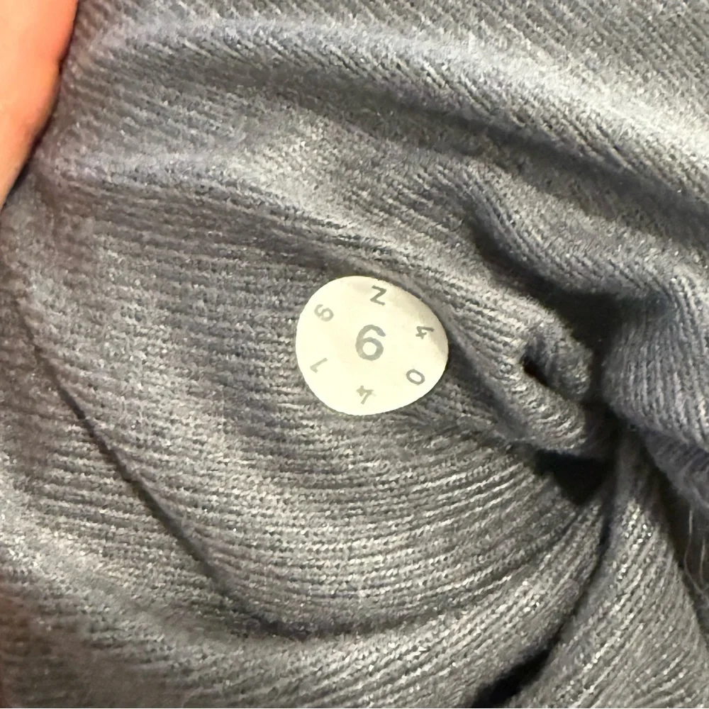 Lululemon- Heathered Grey Ready to Rulu Pants- Size 6